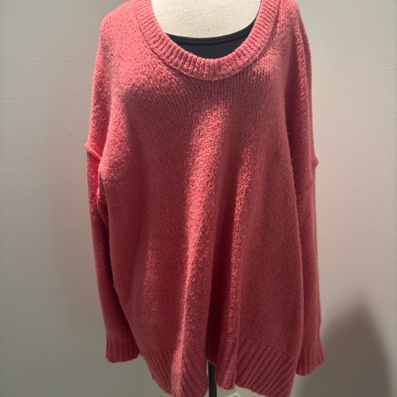 Free People Slouchy Sweater, Coral, Size Large - Picture 2 of 5